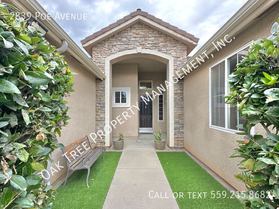 Photo - 2839 Poe Ave