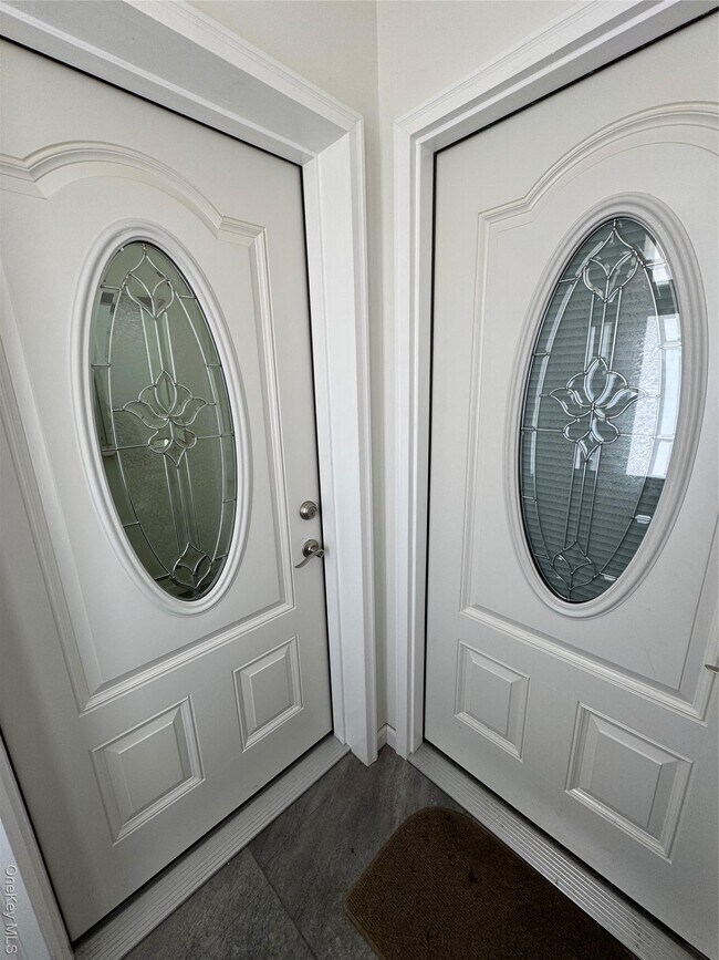 Photo - 88-36 77th St