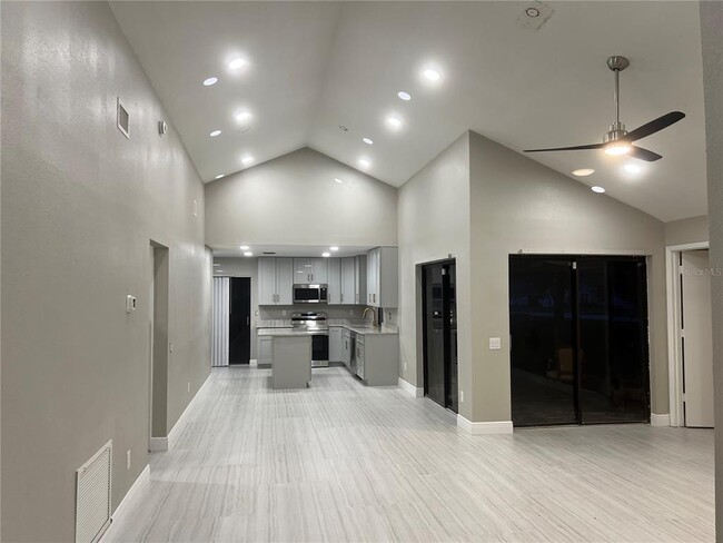 Photo - 6673 Doubletrace Ln