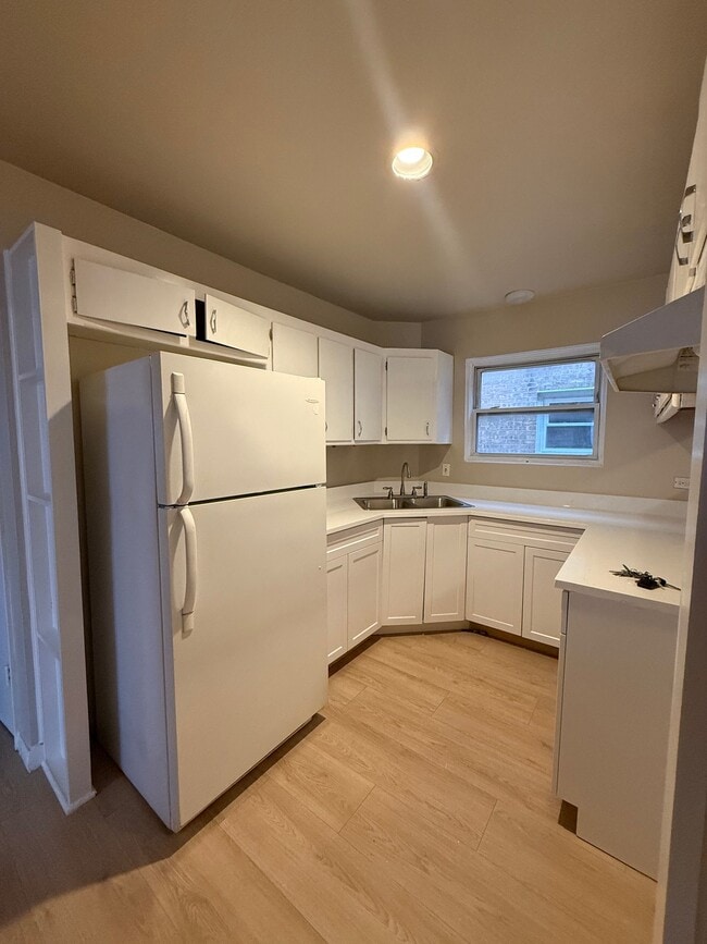 5501 W 18th St Unit 4
