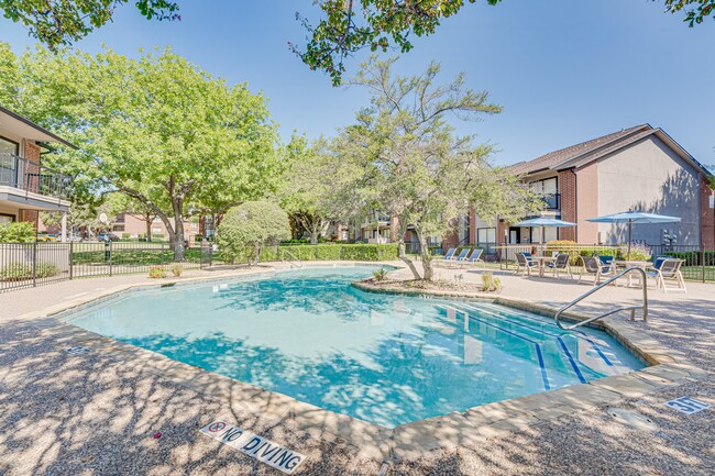 Bardin Oaks