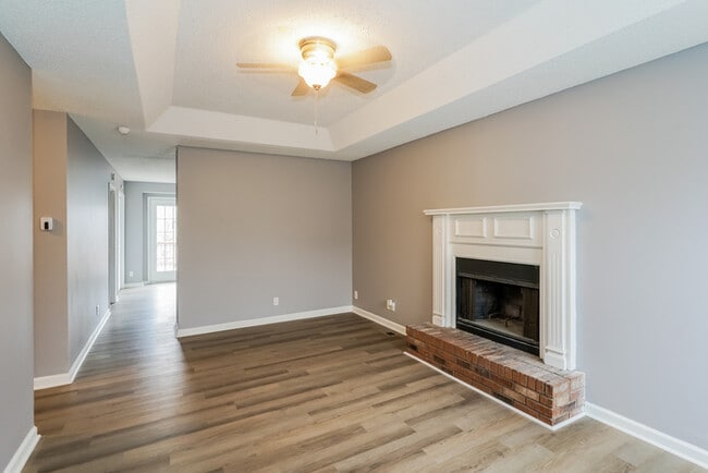 Photo - 217 Short St