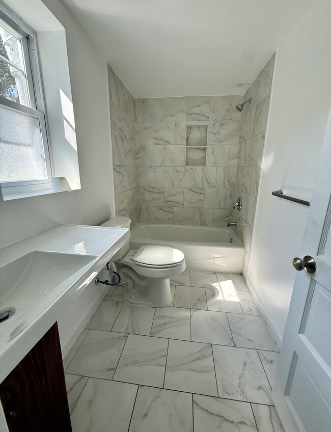 Baño - 1801 Summerfield Ave