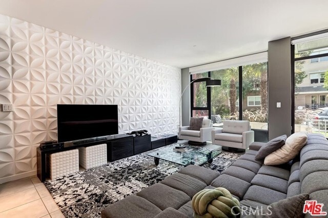 Photo - 13045 Pacific Promenade