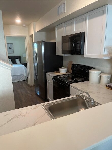 Photo - 350 Debus Dr