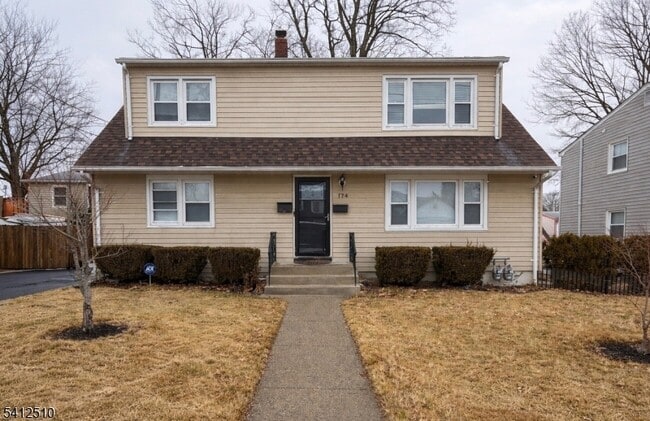 Building Photo - 174 Sheridan Ave Unit 2