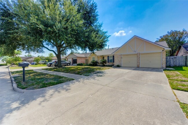 Photo - 5711 Weeping Willow Rd