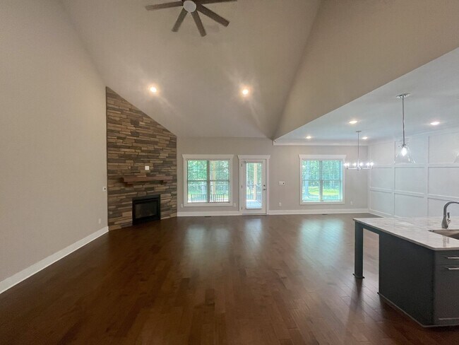 Photo - Luxury Townhouse in Summerfield NC