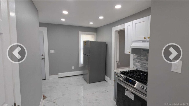Building Photo - 478 Shelton Ave Rental