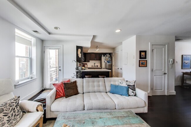 Photo - 1461 Girard St NW