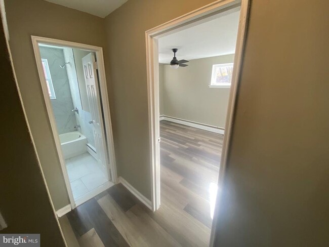 Photo - 326 Van Kirk St