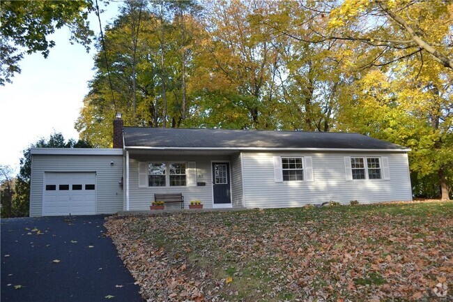 Building Photo - 57 Hazelton Cir Rental