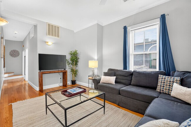 6 Harvard Square Unit SI FL1-ID1238033P