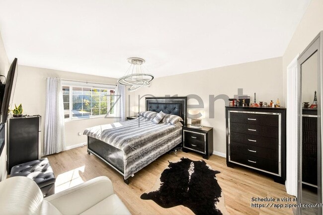 Photo - 19700 Blythe St