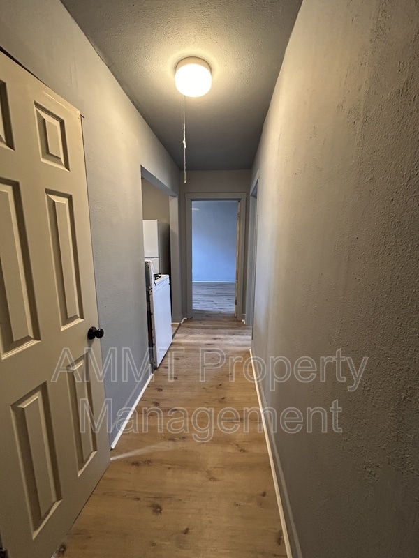 Photo - 1534 3rd Ave SE