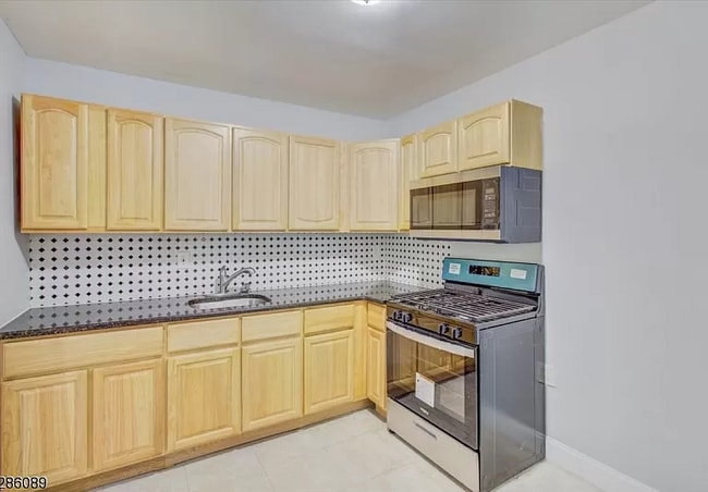 Photo - 304 N 5th St Unit 1