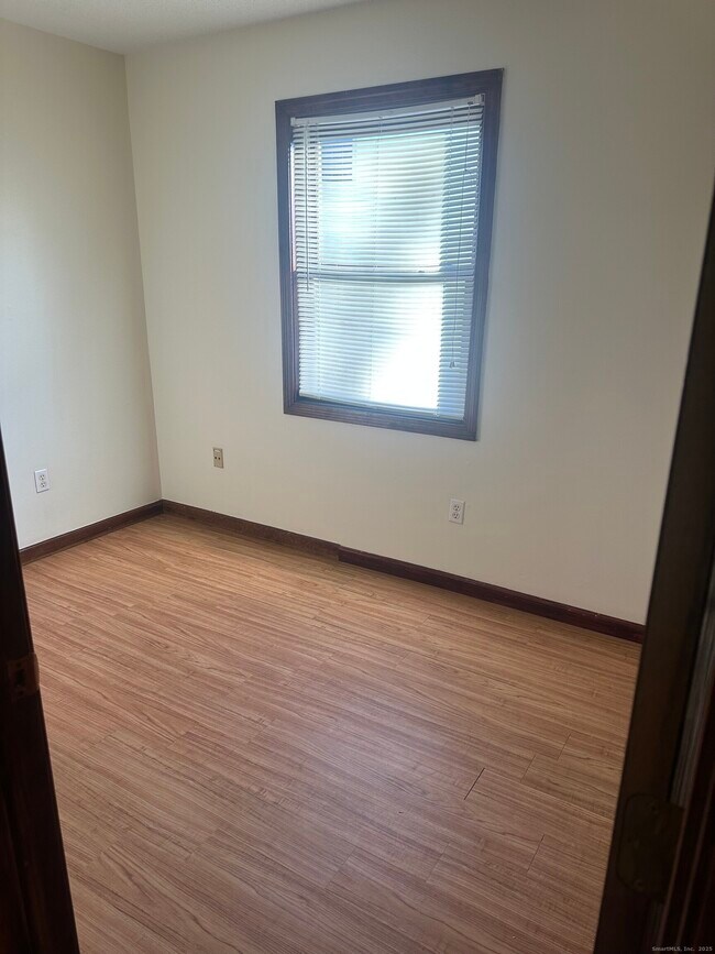 Photo - 240 N Main St