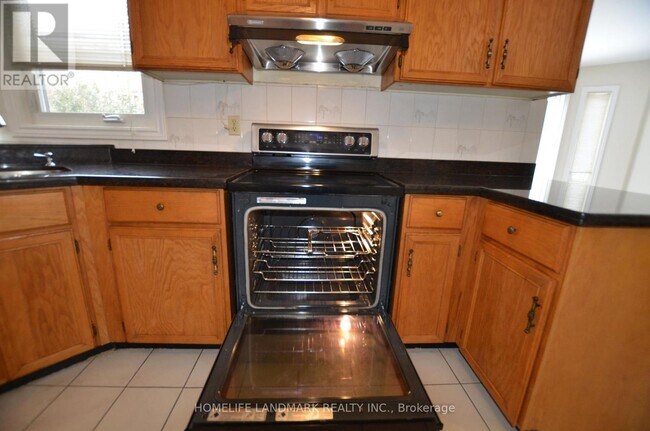 Photo - 129 Lyndhurst Dr