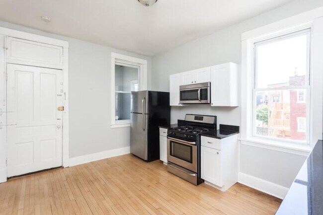 Photo - 3 bedroom in Chicago IL 60622 Unidad 3