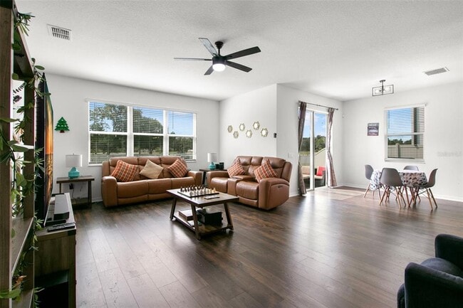 Photo - 16044 Sonoma Grv Cir