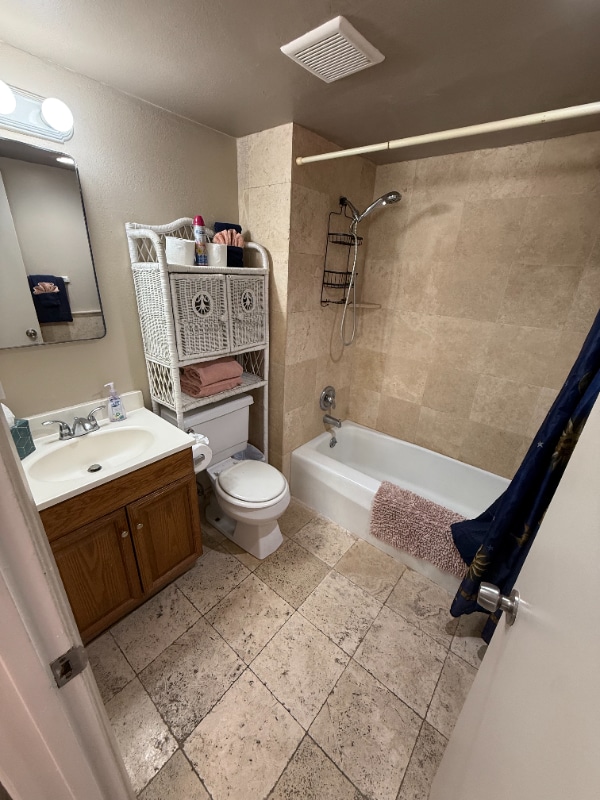 Photo - 822 Island Ct