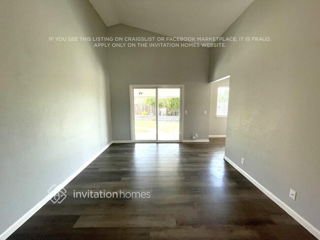 Photo - 1024 Winters Way