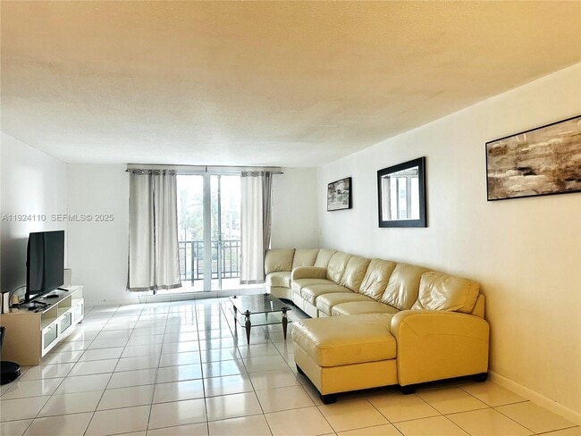 Photo - 1501 S Ocean Dr Unit 205