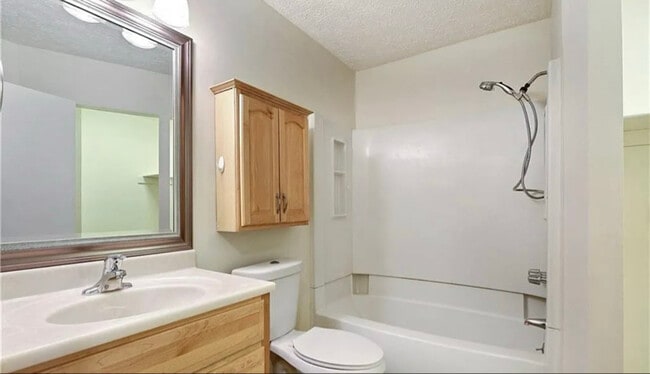 Photo - 3 Wild Turkey Ct