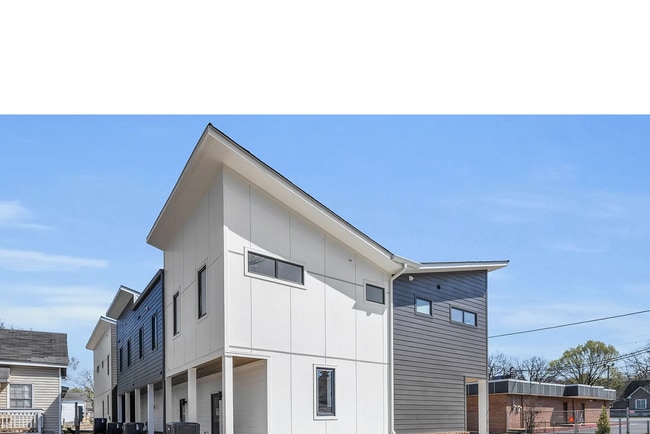 Photo - Modern 4-Bed Townhouse in Ridgedale – Minutes from Downtown Chattanooga!