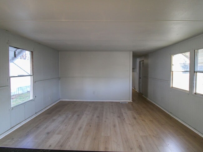 Photo - Discover comfortable country living in this nicely updated trailer located just minutes from Faye...