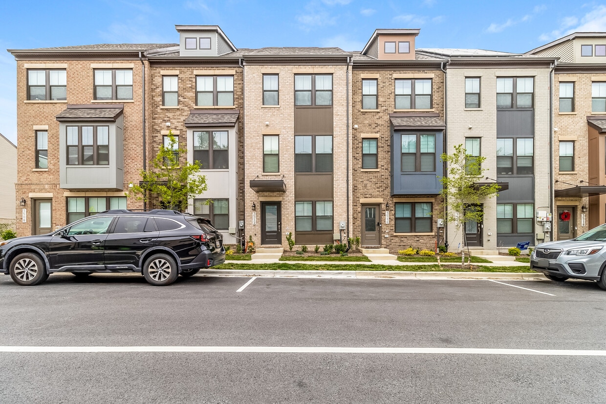 Photo - 3512 Stella Blue Dr (Hyattsville, MD)
