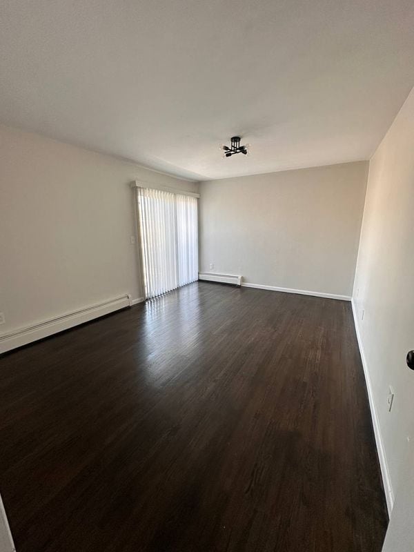 Photo - 581 Patten Ave