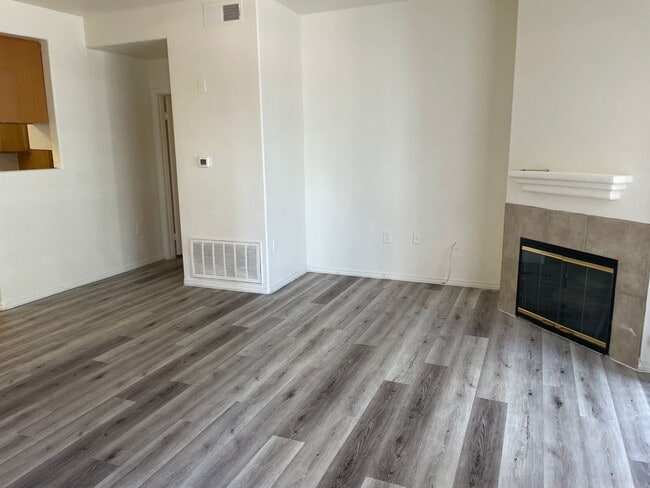 Photo - 2 Bedroom Condo!