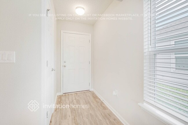 Photo - 115 Santorini Ct