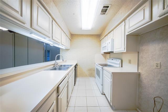 Photo - 2800 Keller Springs Rd