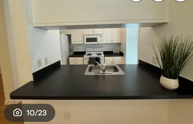 Photo - 860 N Orange Ave Unidad 344