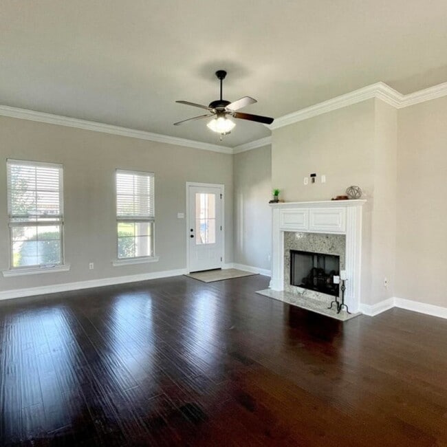 Photo - 103 Sapphire Springs Rd