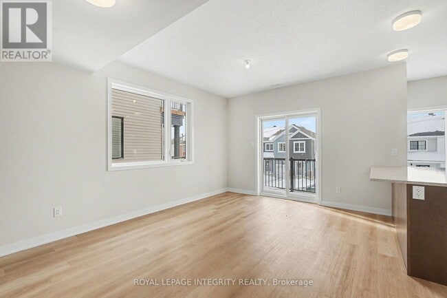 Photo - 433 Mortar Ter