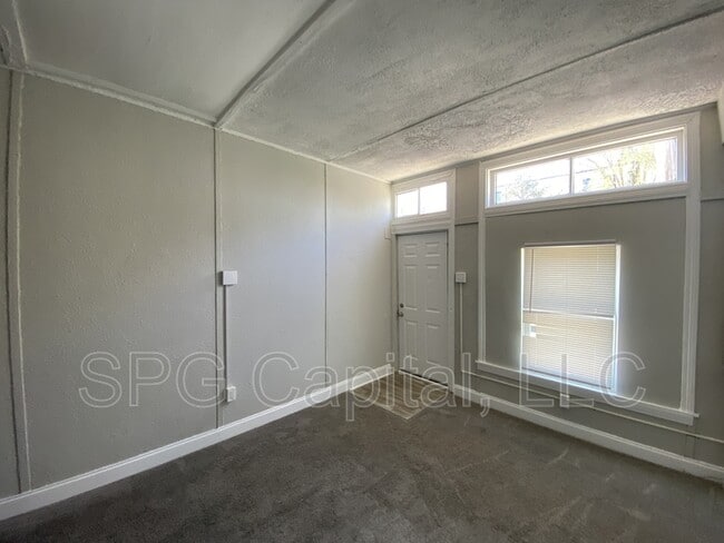 Photo - 226 Chestnut St