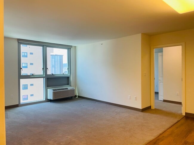 Building Photo - *PET FREINDLY* 3 Bedroom 2 Bathroom 1 Park... Rental