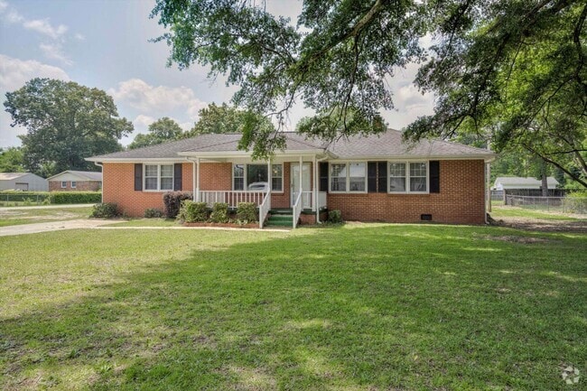 Building Photo - 417 Old Airport Rd Rental
