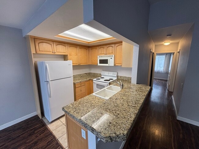 Photo - 2921 C St Unit 280