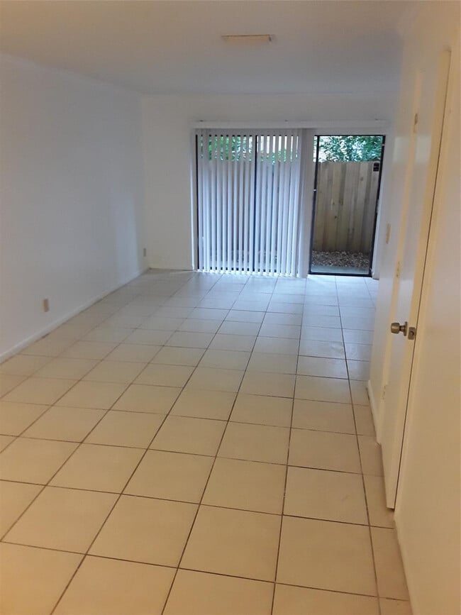 Photo - 3117 Coral Ridge Dr