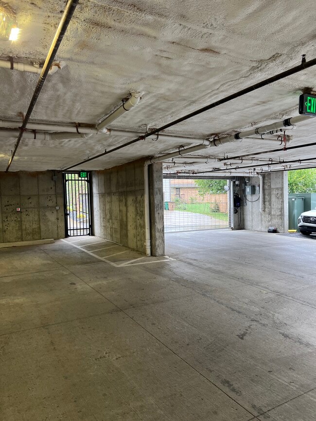 Secure parking - 806 Olympic St Unit 412