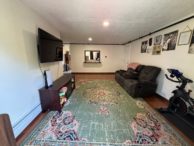 Photo - 18 Chestnut Dr Unit 202 wDeck