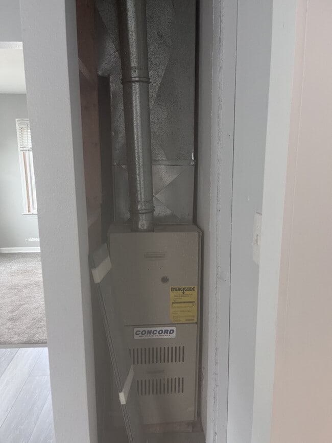 Photo - 2516 Bewick St