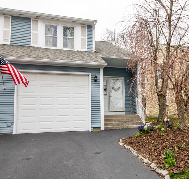 Photo - 109 Arbor Dr Townhome