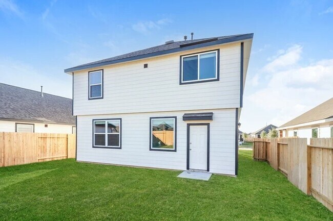 Photo - 3017 Wild Indigo Trl