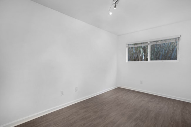 Photo - 510 San Juan Ave