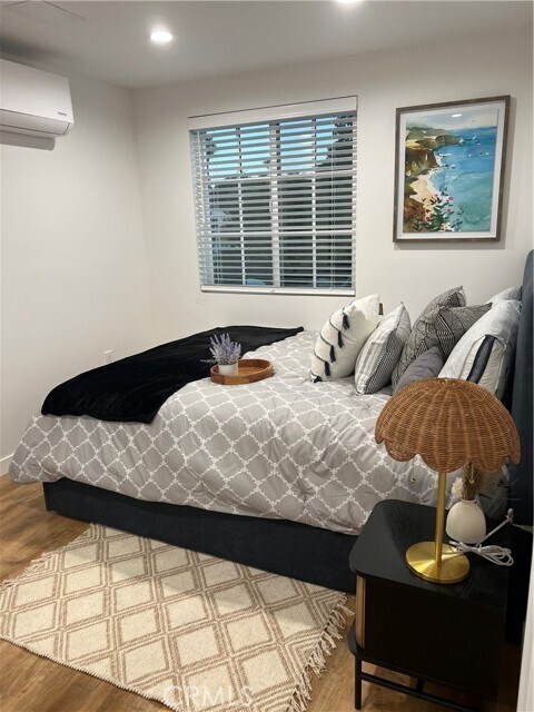 Photo - 17869 Hemmingway St